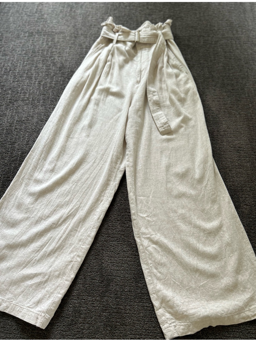 Banana Republic Linen-Blend Wide Leg Pants in Beige